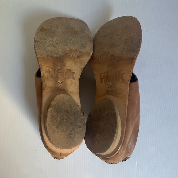 Walk Handmade Brown Leather Sandals Women’s Size 37 US 7 - Picture 8 of 10